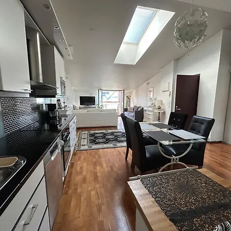 Apartment Lovely Penthouse In The Heart Of