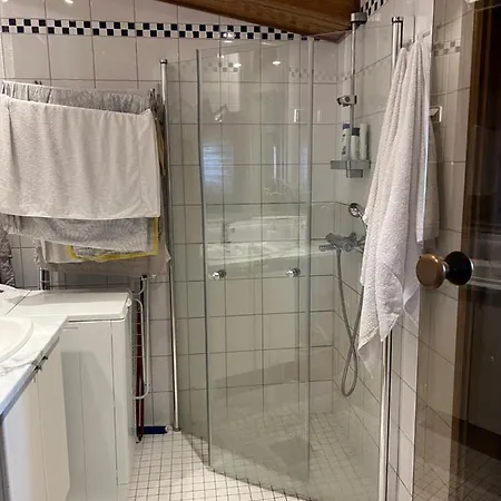 Apartament Lovely Penthouse In The Heart Of